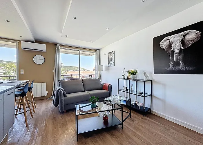 Vue , Clim , Garage Prive 6 Pers Clf-fd Fontgieve